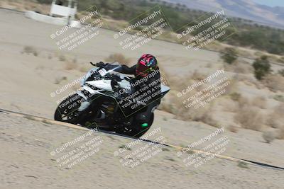 media/Oct-02-2025-Racers Edge (Thu) [[2c91cb6ab3]]/3-B Group/Session 1-Turn 9 Inside (1020am)/